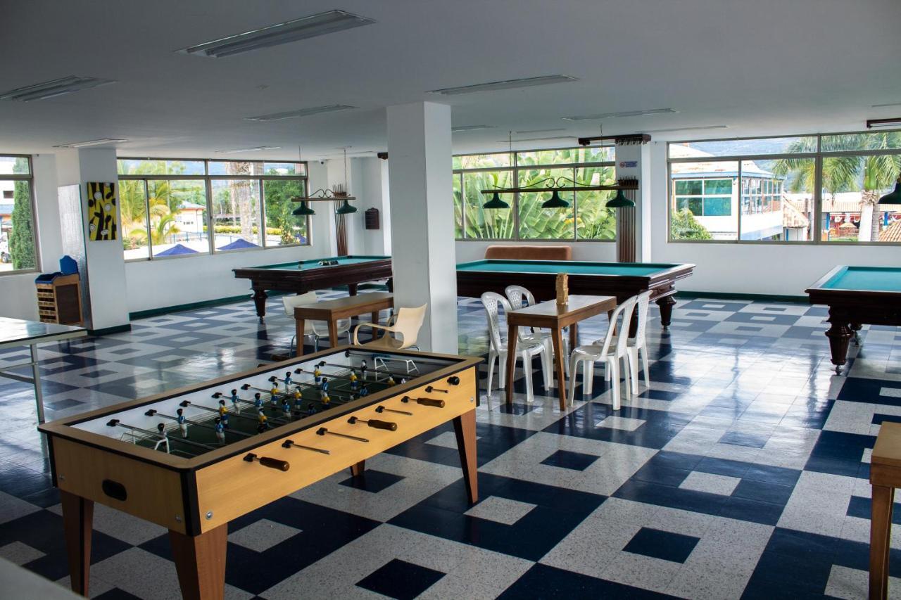 Hotel Chinauta Real Εξωτερικό φωτογραφία