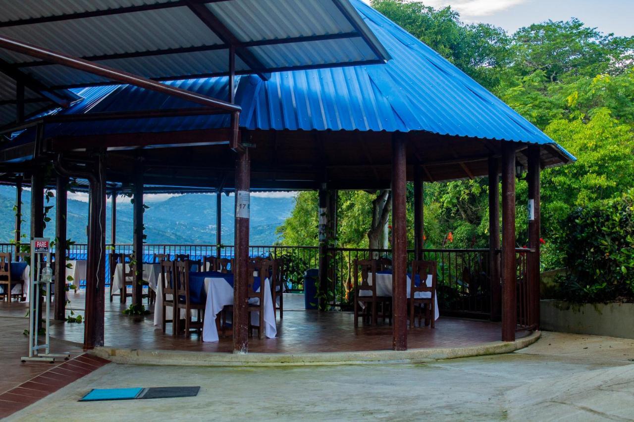 Hotel Chinauta Real Εξωτερικό φωτογραφία
